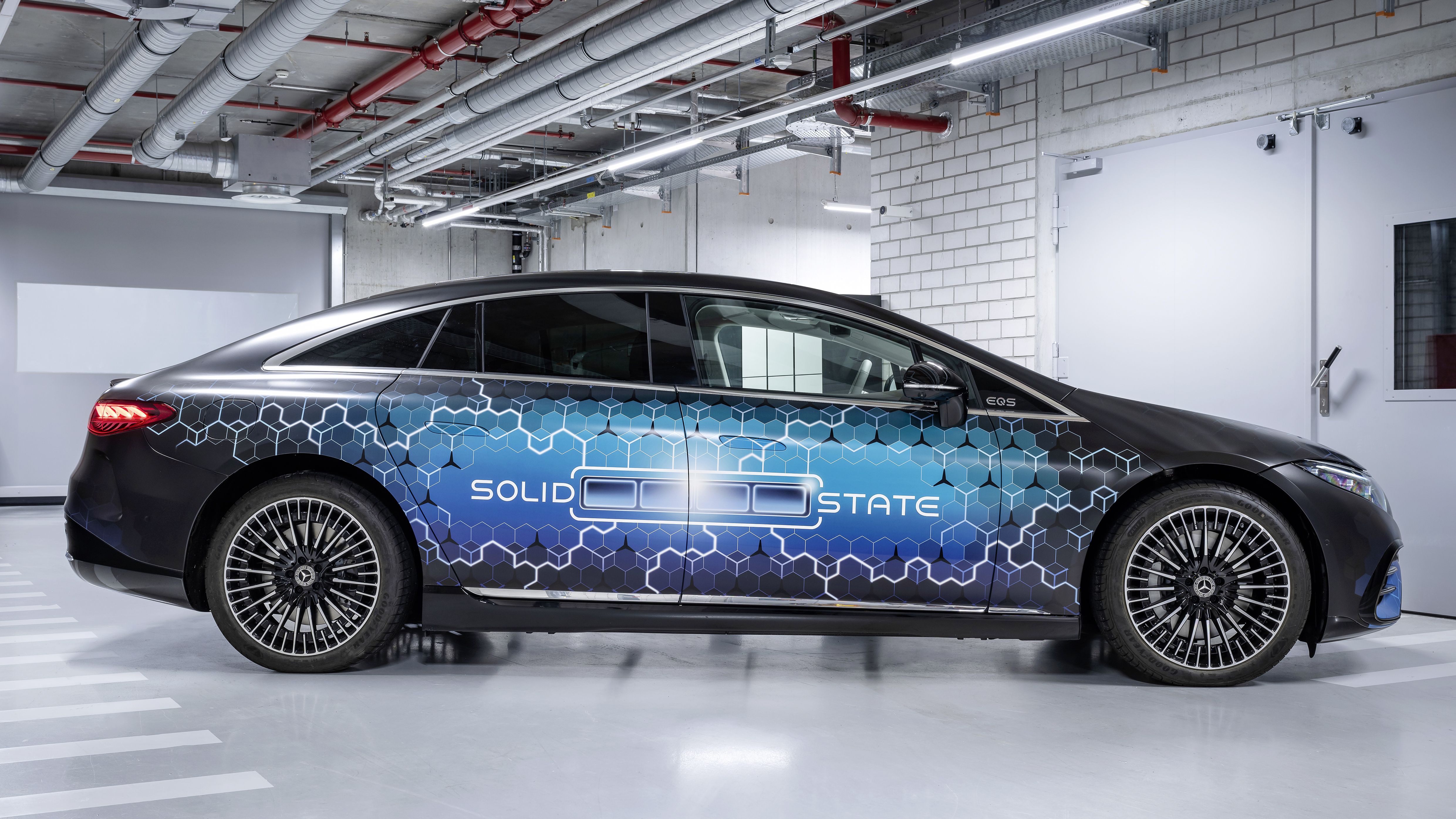Mercedes EQS batería estado sólido