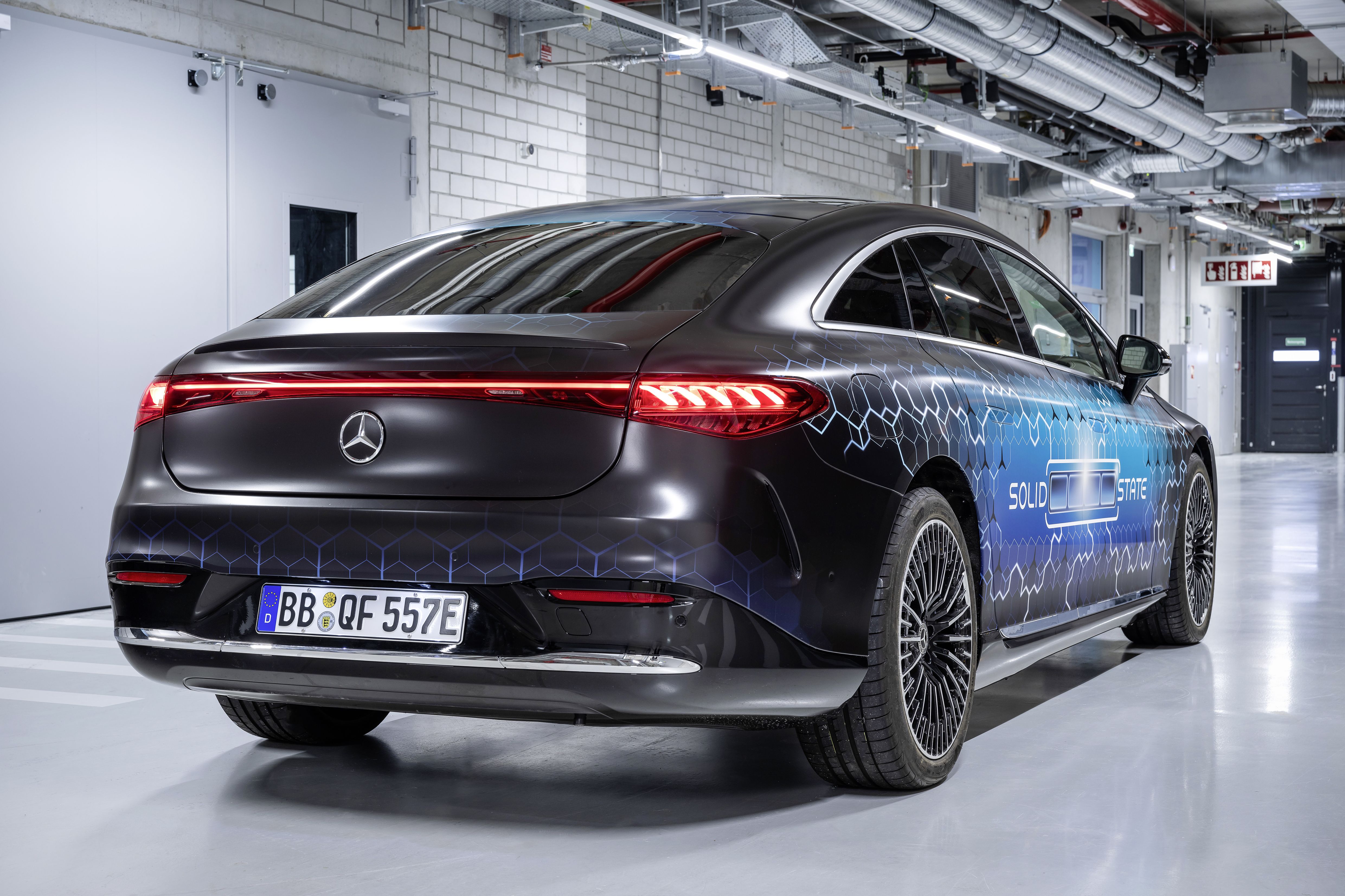 Mercedes EQS batería estado sólido