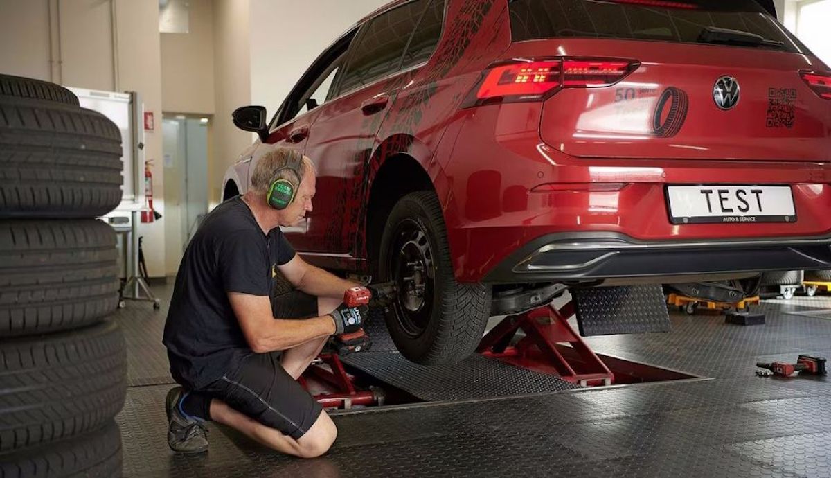 Los neumáticos menos recomendados por expertos, no deberías comprarlos para tu coche, ni por precio