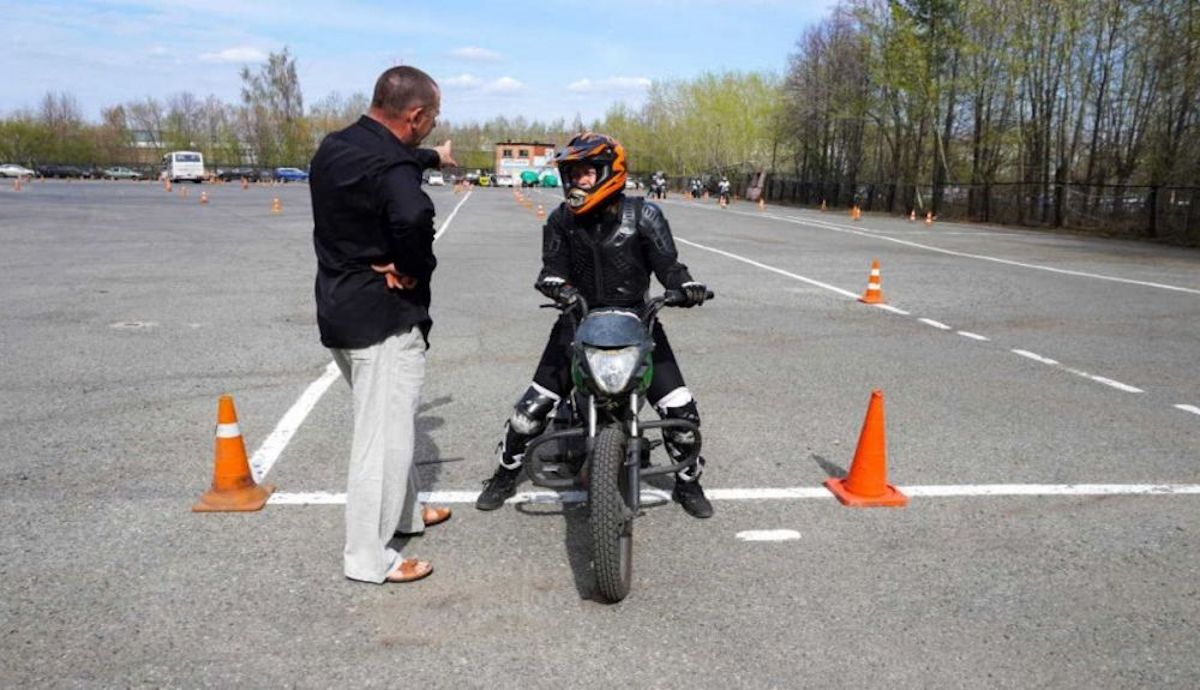 ¡Cambios en el carnet de motos de la DGT! Así son las nuevas condiciones y pruebas para aprobar