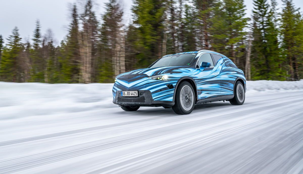El nuevo Mercedes GLC eléctrico, a prueba en condiciones extremas: primeras fotos y datos del SUV