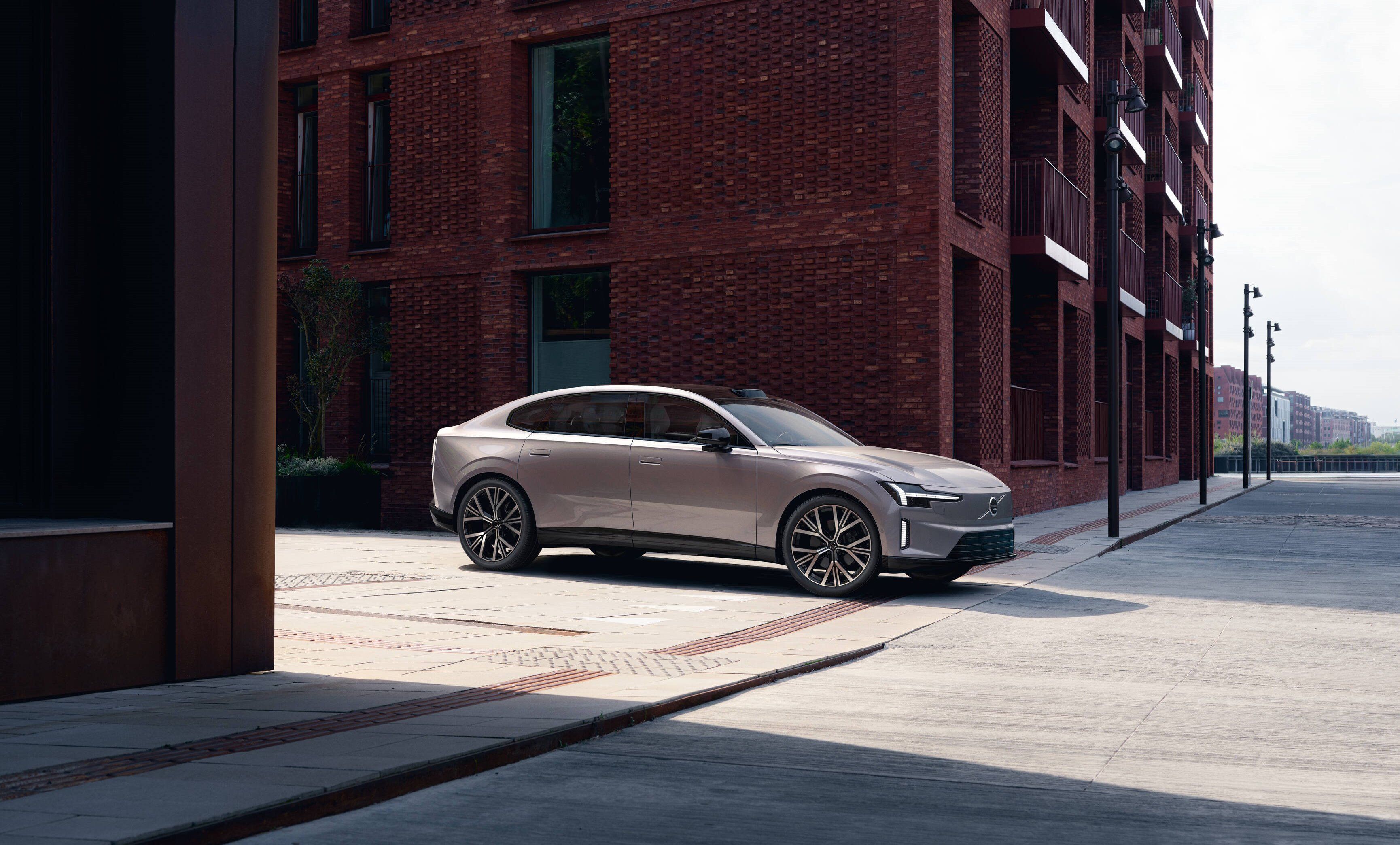 Volvo ES90