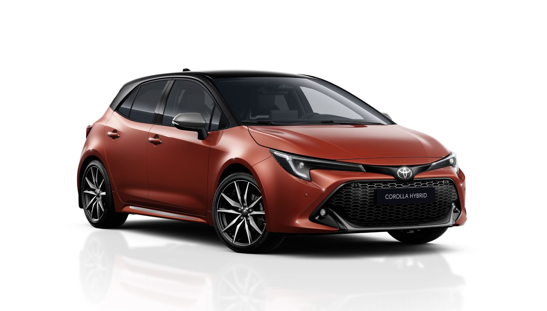 Es uno de los coches más vendidos y el primero de Toyota: así se actualiza el Corolla para 2025