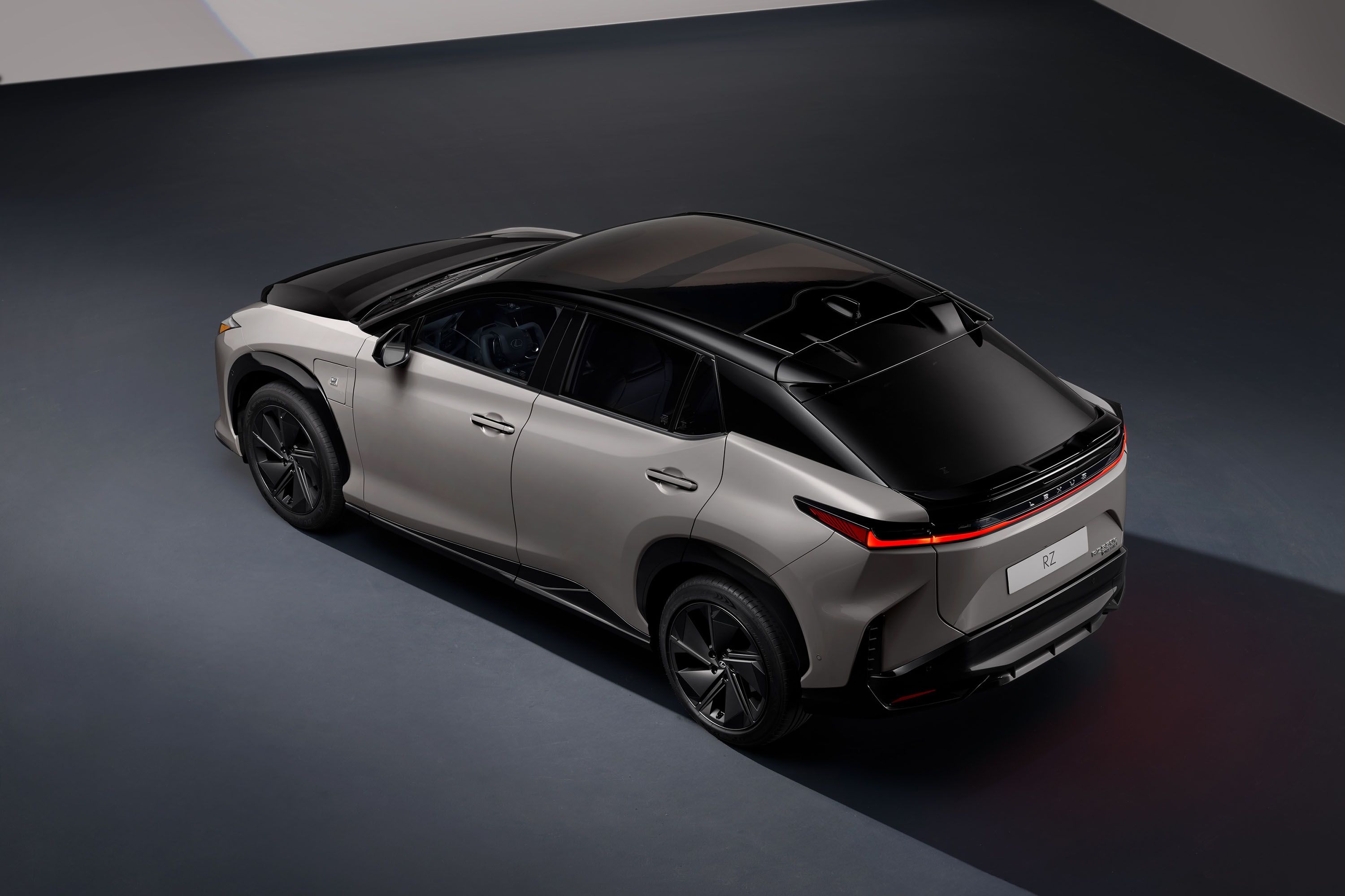 Lexus RZ 2026