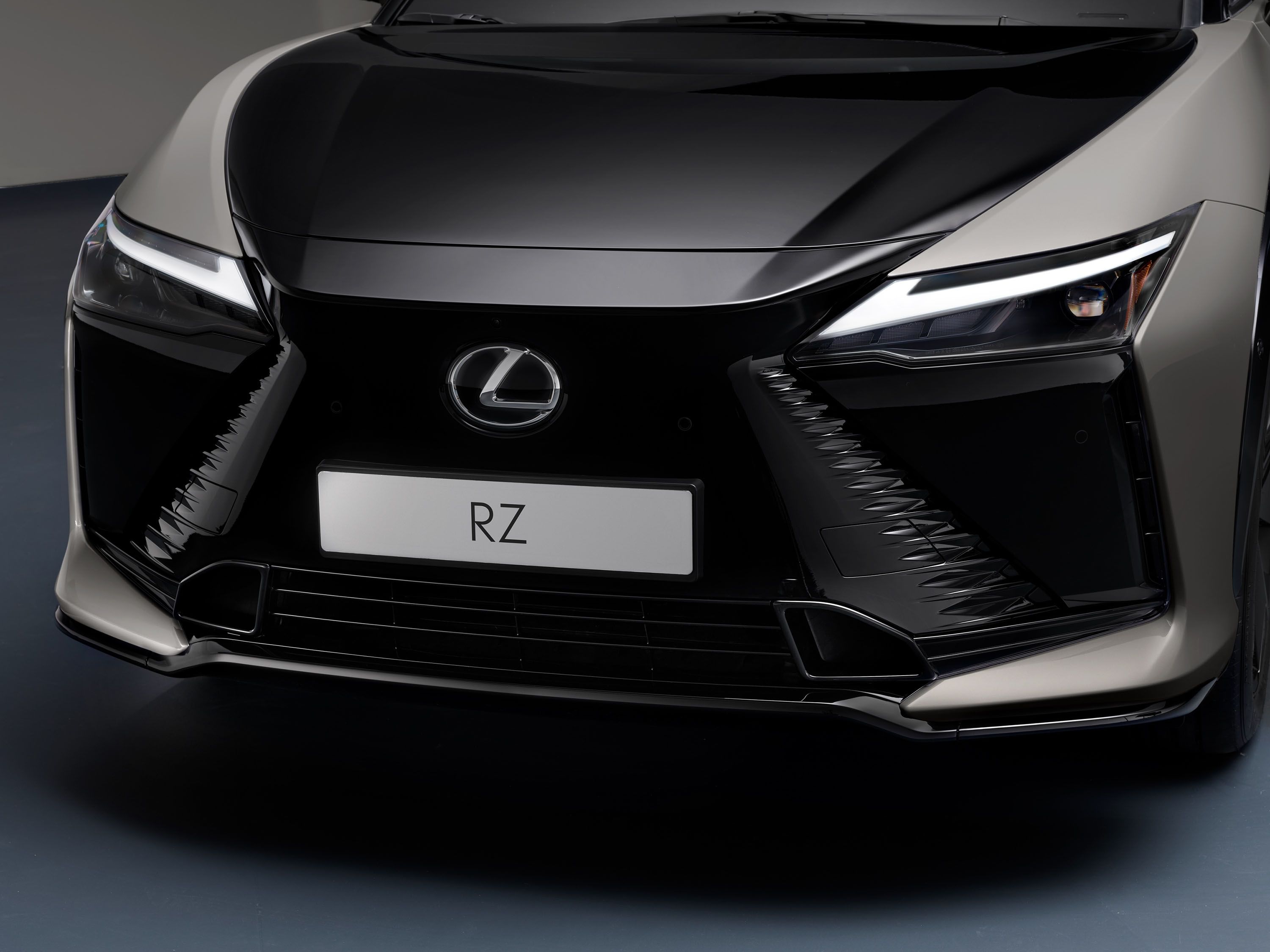 Lexus RZ 2026