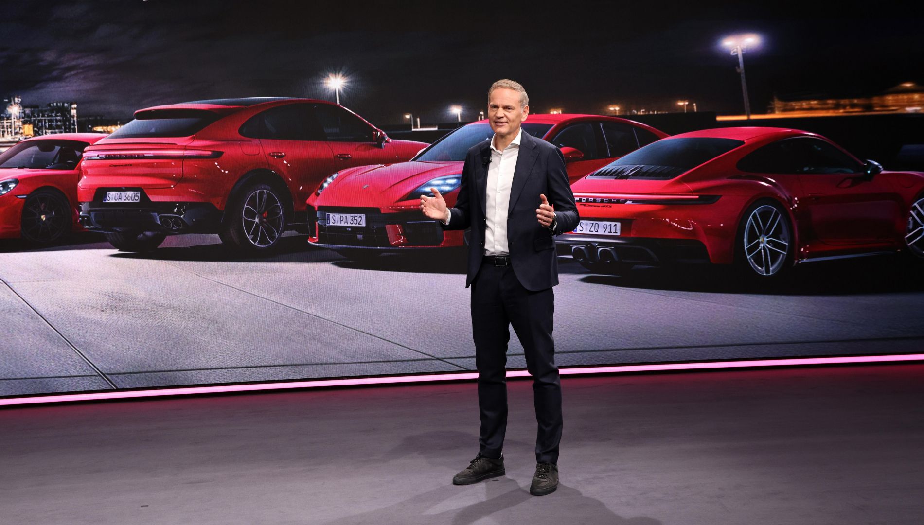 Esto no lo esperábamos los detalles del tercer SUV de Porsche para acompañar a Macan y Cayenne