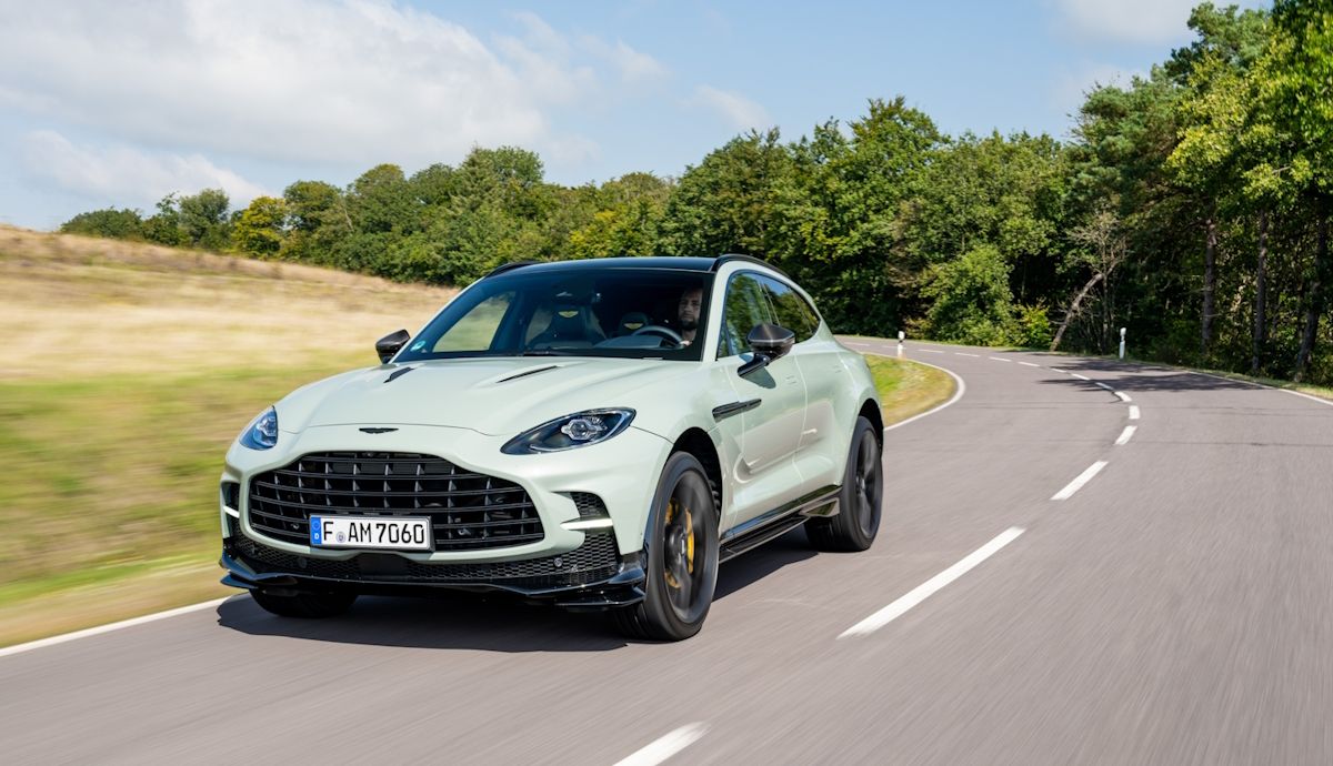 Probamos el Aston Martin DBX707, el mejor SUV deportivo que podemos conducir hoy