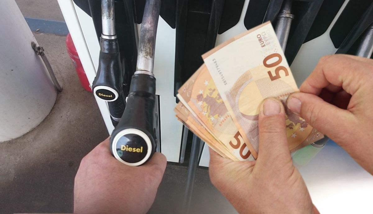 El precio del gasóleo B está varios céntimos por debajo del diésel convencional