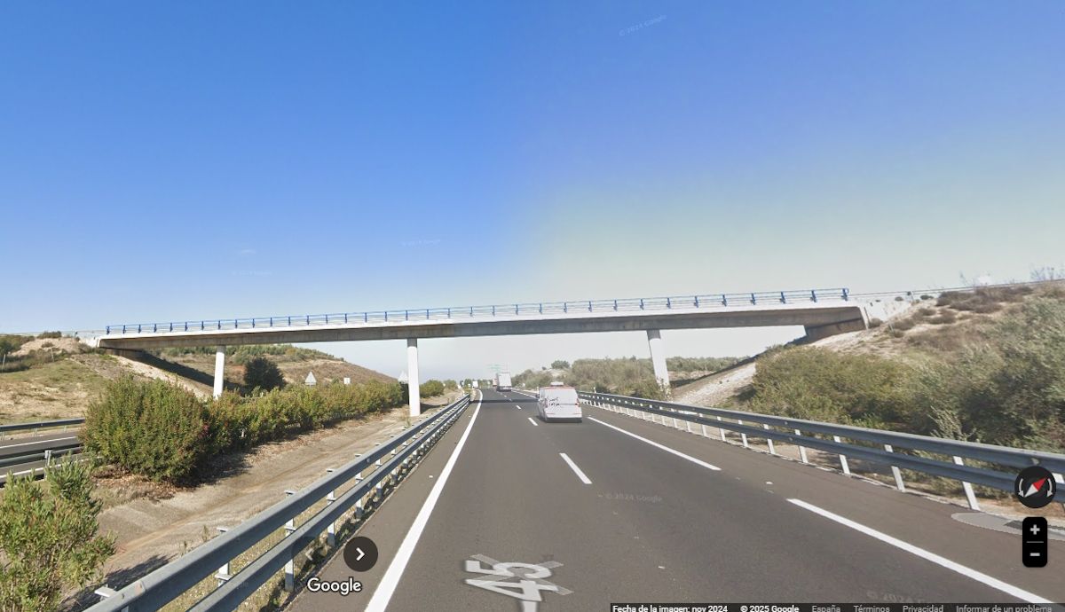Aviso para gamberradas, hasta 5 años de prisión por arrojar en España objetos a las carreteras