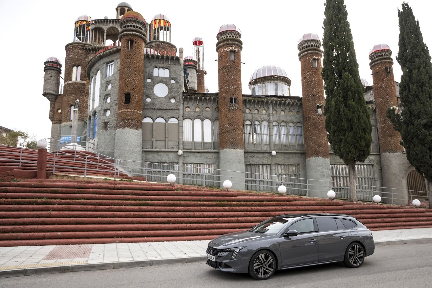 Peugeot 508 SW Plug-in Hybrid 225 CV