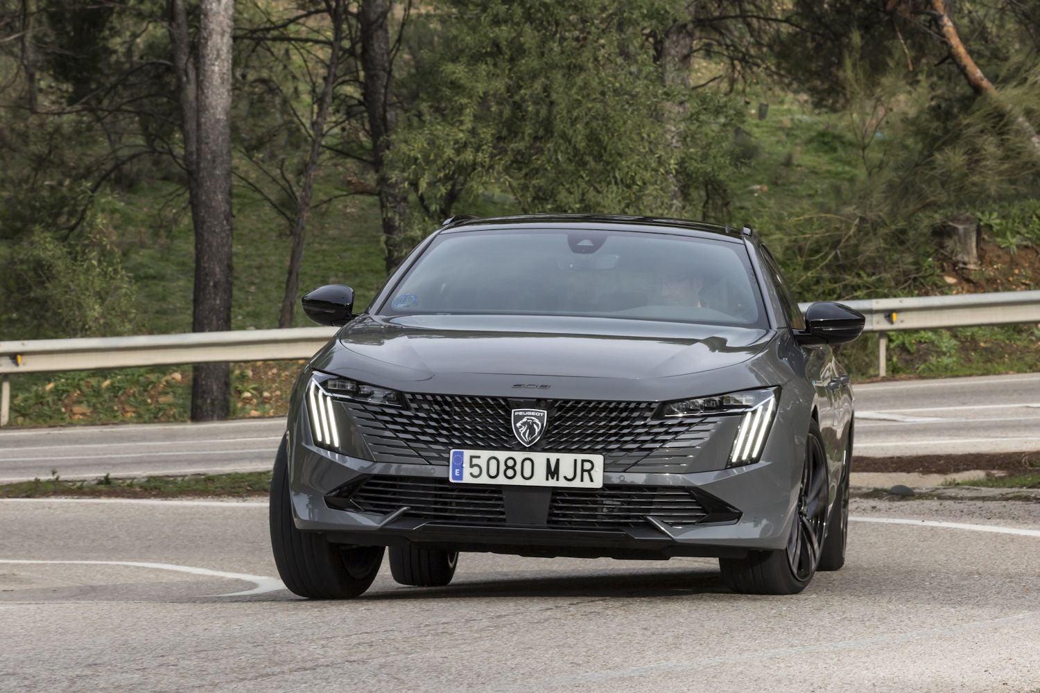 Peugeot 508 SW Plug-in Hybrid 225 CV