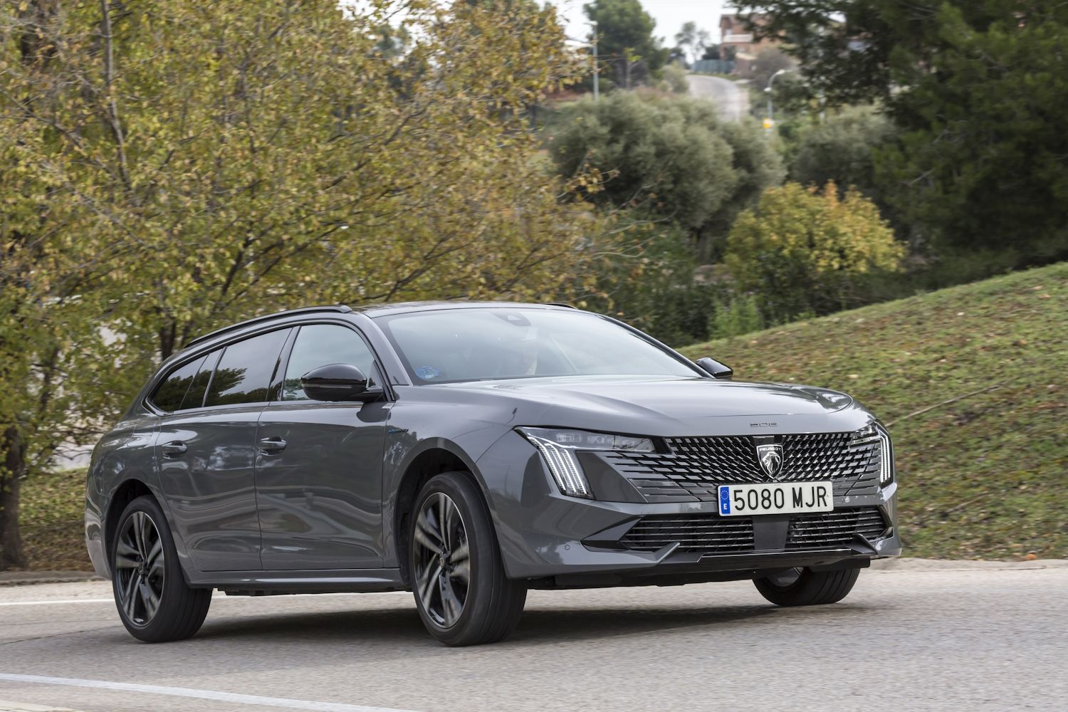 Peugeot 508 SW Plug-in Hybrid 225 CV