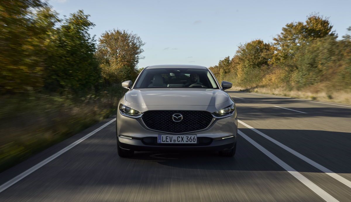 Es uno de los SUV compactos más atractivos y puede ser tuyo por 169 €/mes: así es el Mazda CX-30