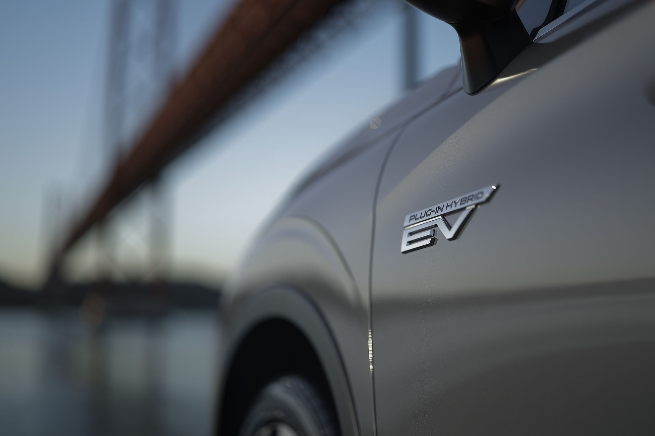 Mitsubishi Outlander PHEV 2025