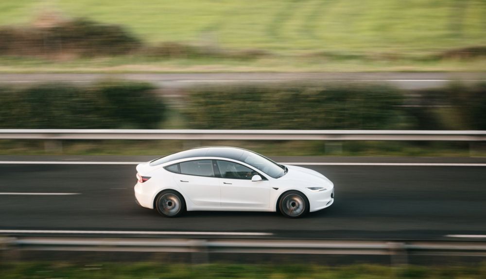 Tesla Model 3 Tesla Model 3