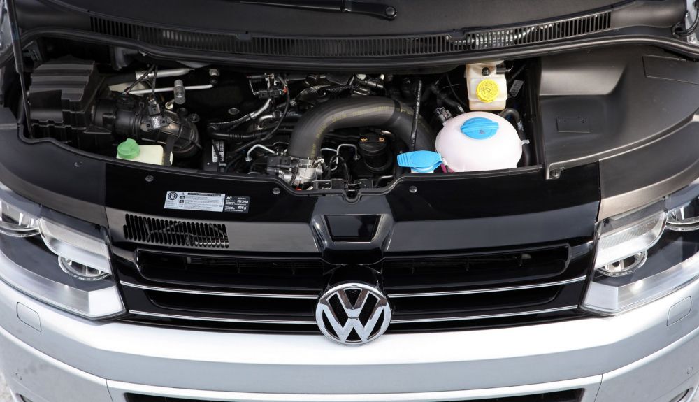 Así es un motor de coche sin correa ni cadena de distribución, ¿son indestructibles? Lo analizamos