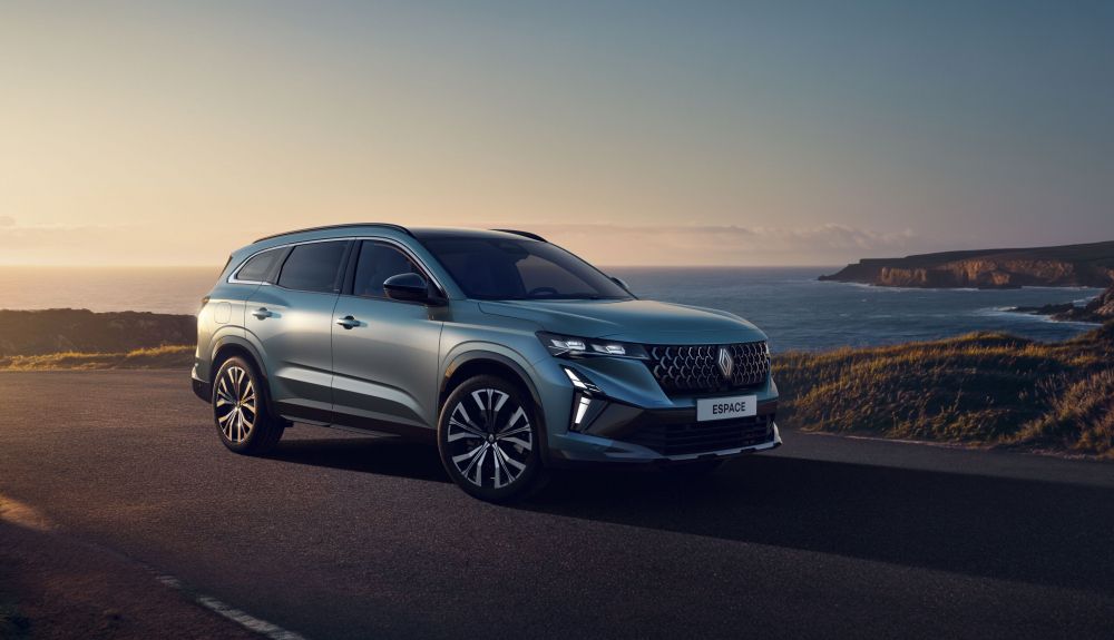 El nuevo Renault Espace está disponible a partir de 42.280 € El nuevo Renault Espace está disponible a partir de 42.280 €