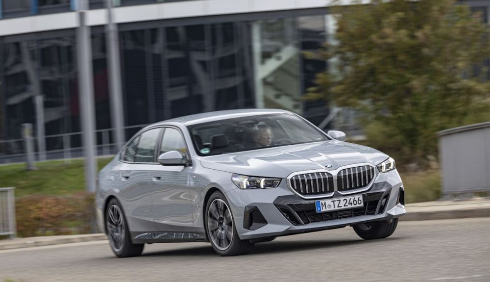 Probamos una nueva berlina de colección, el BMW 520d xDrive que eleva el motor diésel a los altares