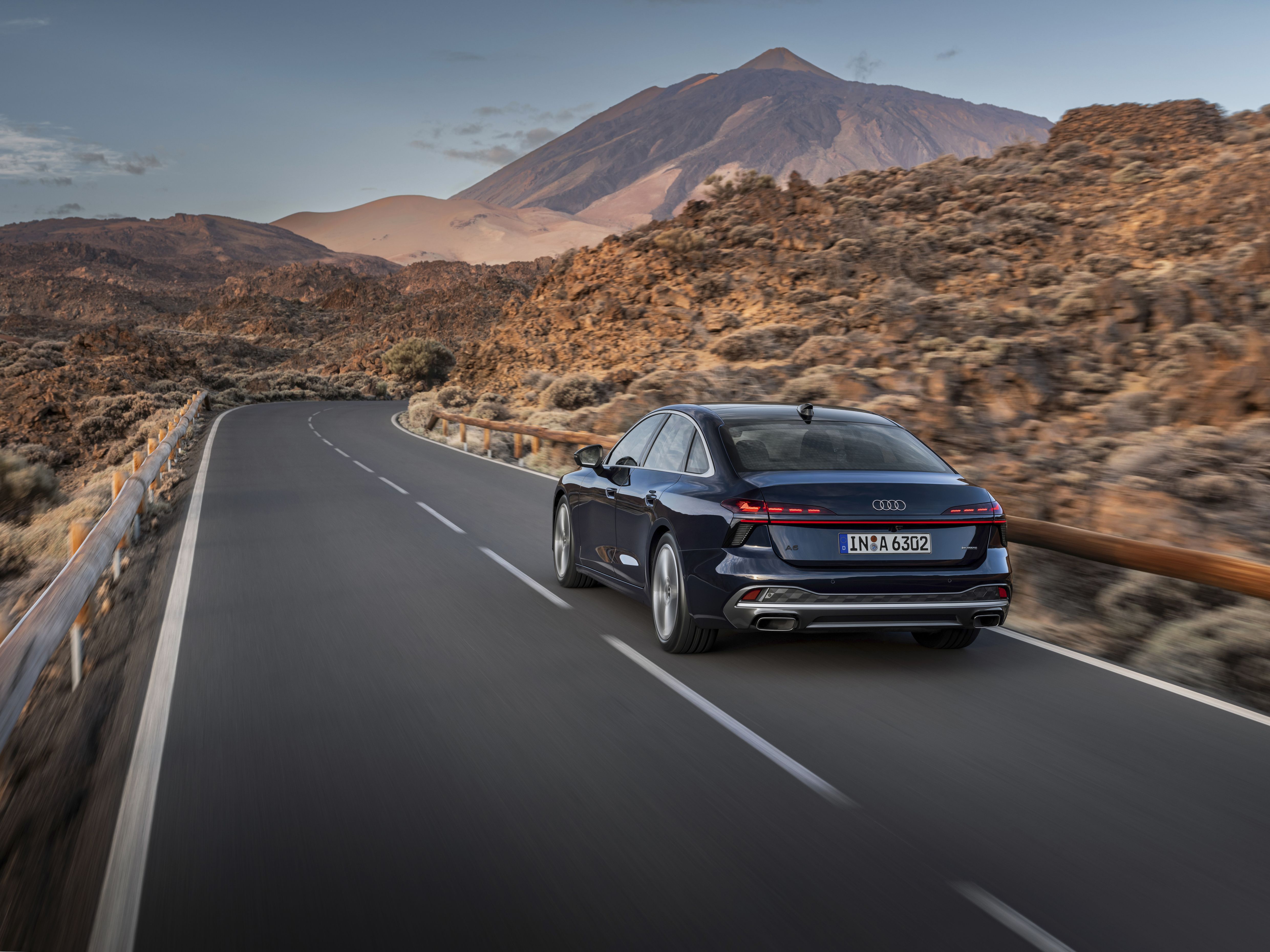 Audi A6 Sedan