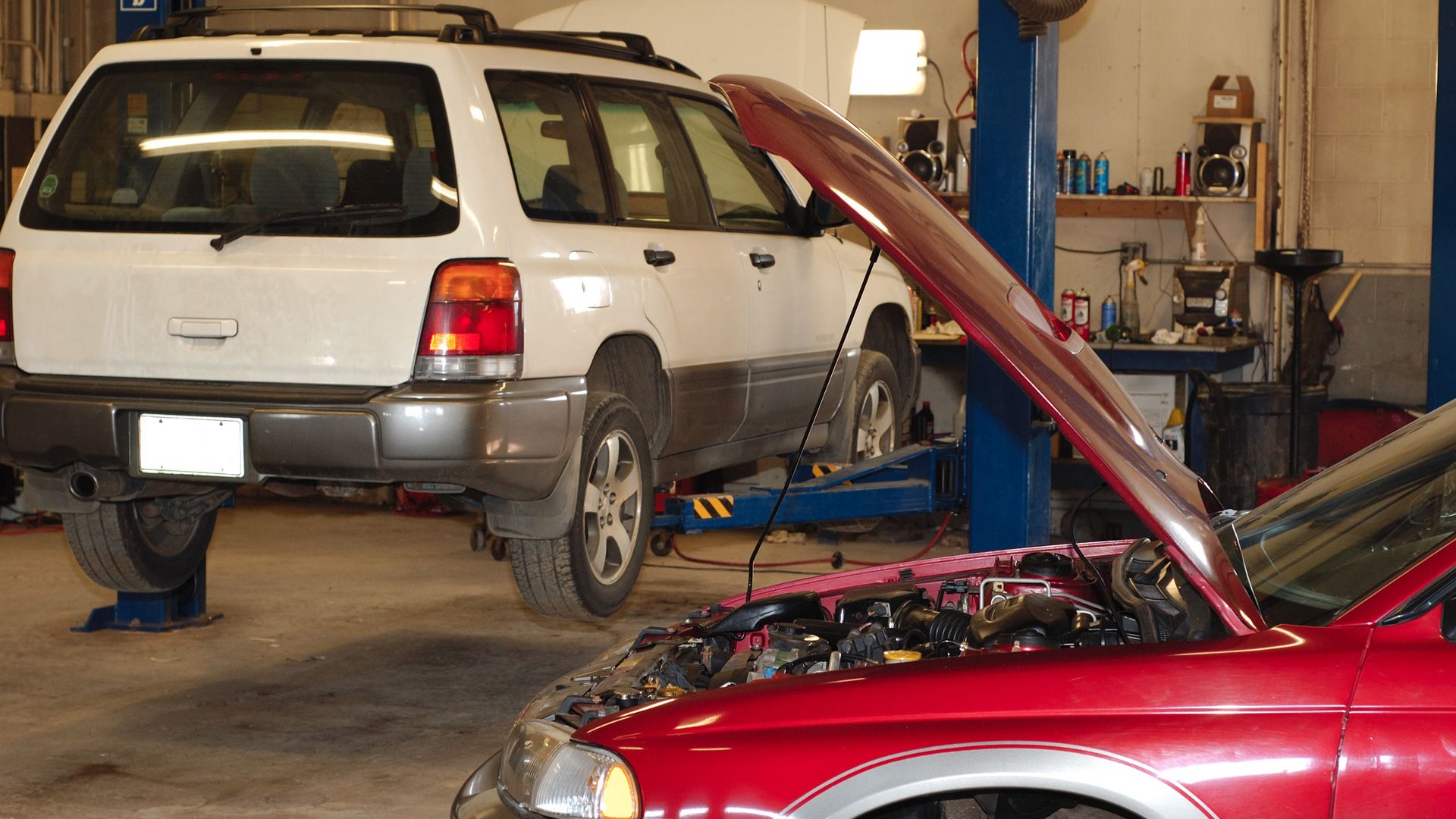 Comprar un coche de segunda mano: lo que no puedes pasar por alto antes de firmar (Foto: iStock)