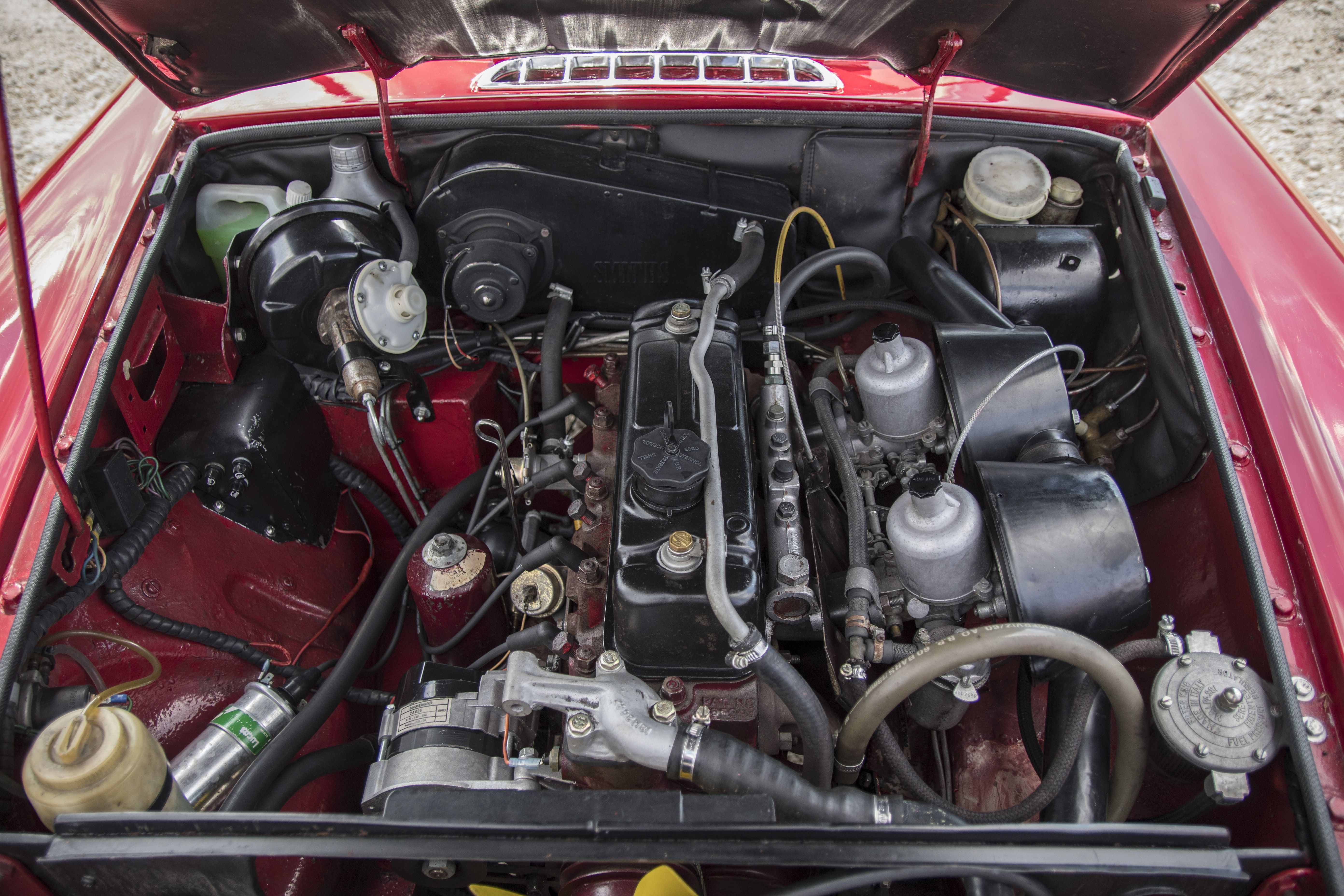 MGB GT