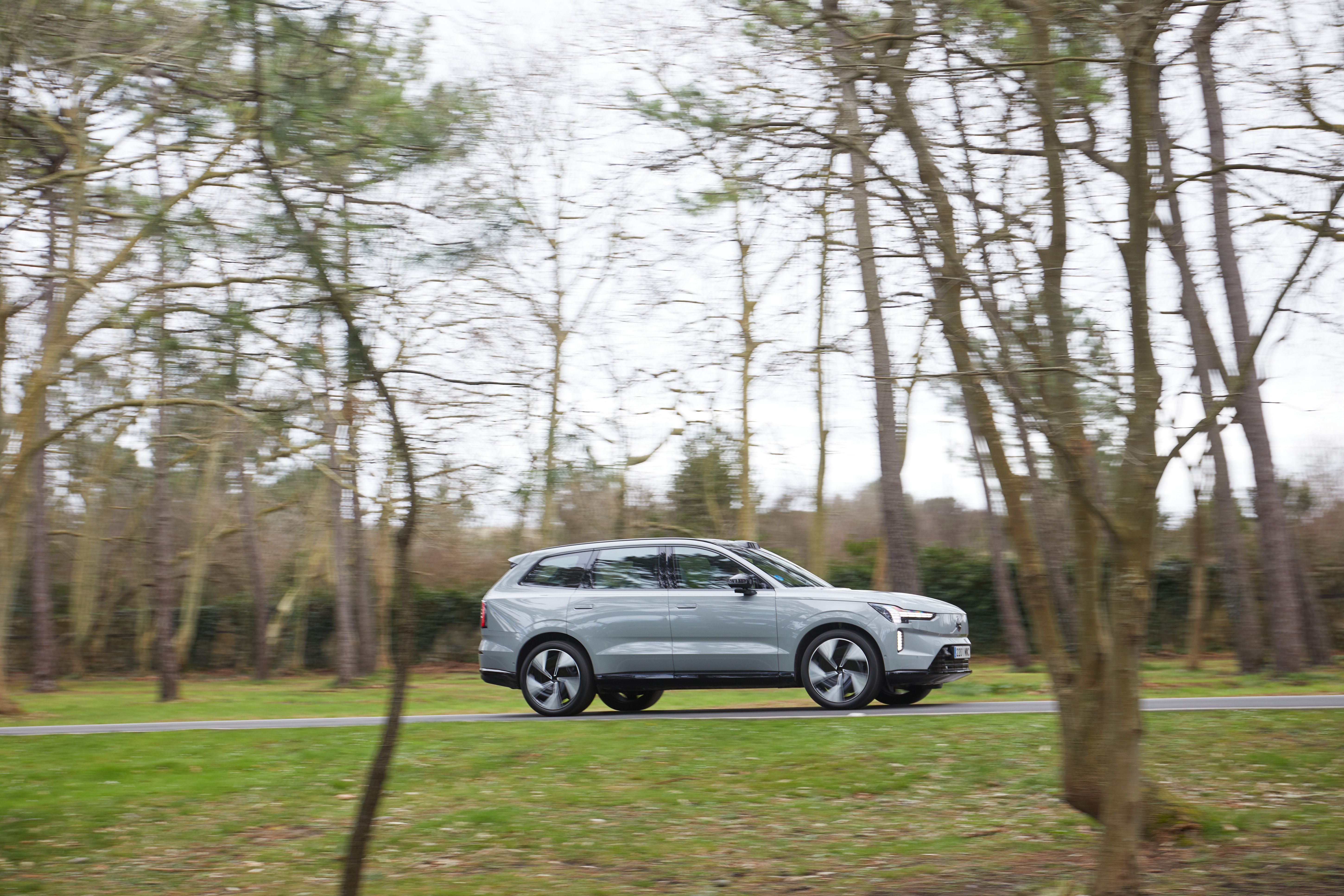 Volvo EX90