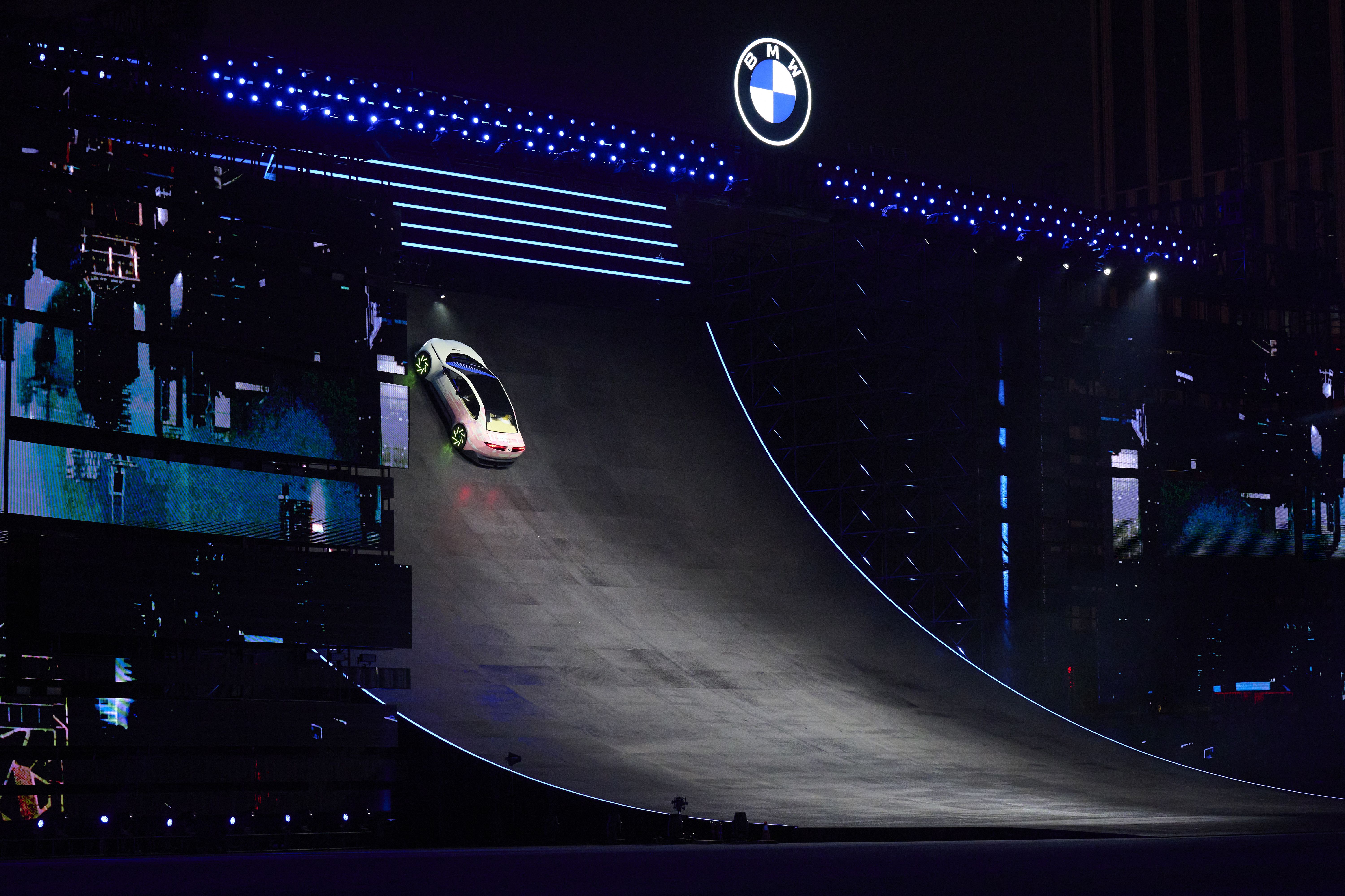 BMW Vision Driving Experience VDX