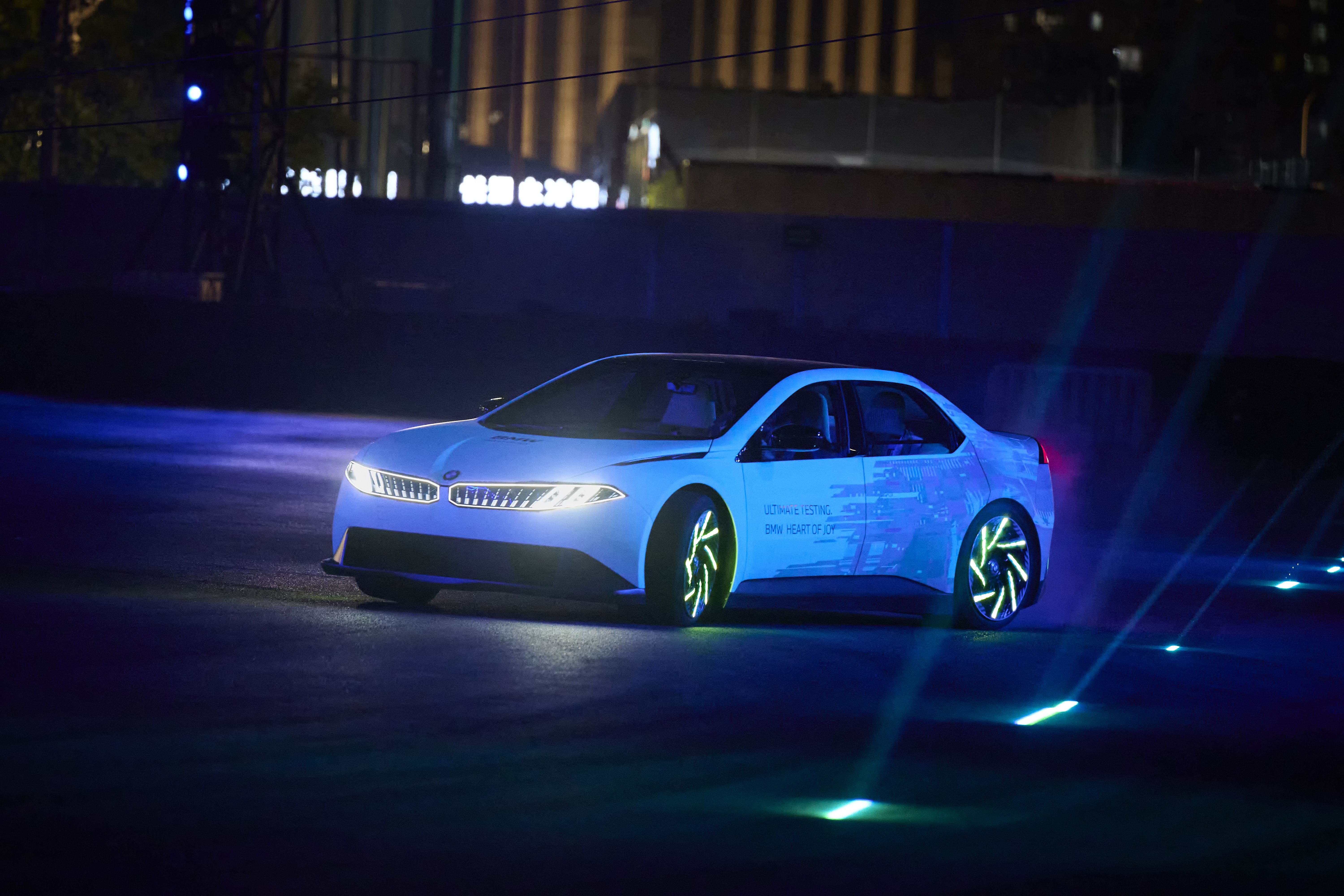 BMW Vision Driving Experience VDX