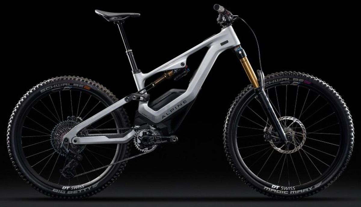 Lapierre y Alpine lo han vuelto a hacer: esta es la espectacular Overvolt GLP III SE