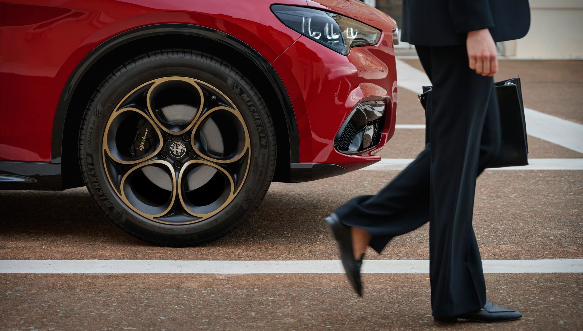 Ya tenemos la primera anticipación del Alfa Romeo Stelvio, el SUV que se renovará por completo
