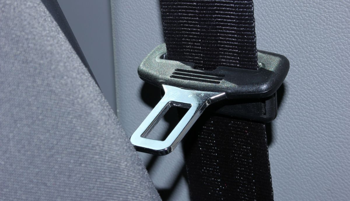 Cómo limpiar los cinturones del coche