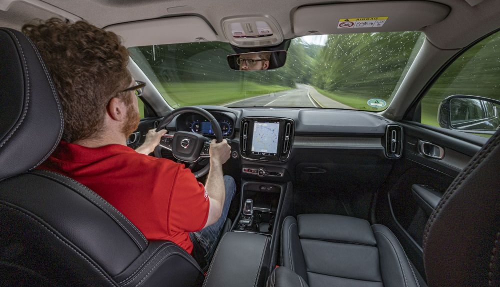 Volvo XC40 B4