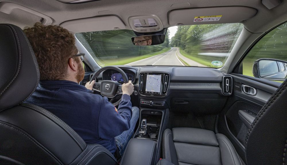 Volvo XC40 B4