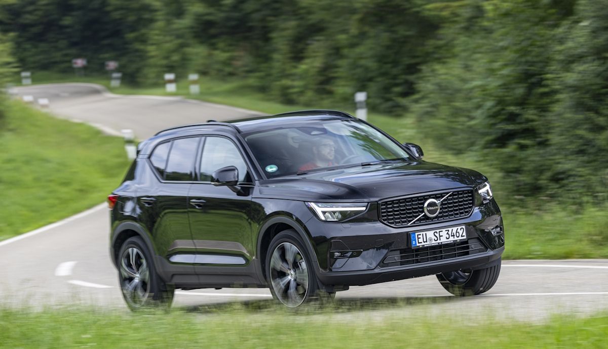 Probamos el Volvo XC40 B4, uno de los mejores SUV con etiqueta ECO del mercado