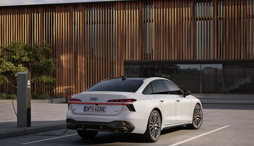 Audi A6 e-hybrid quattro Audi A6 e-hybrid quattro
