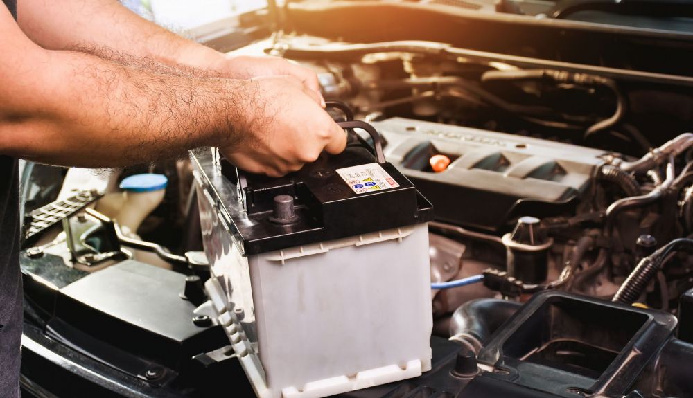 La batería auxiliar de 12V es la responsable del mayor número de averías del ADAC La batería auxiliar de 12V es la responsable del mayor número de averías del ADAC
