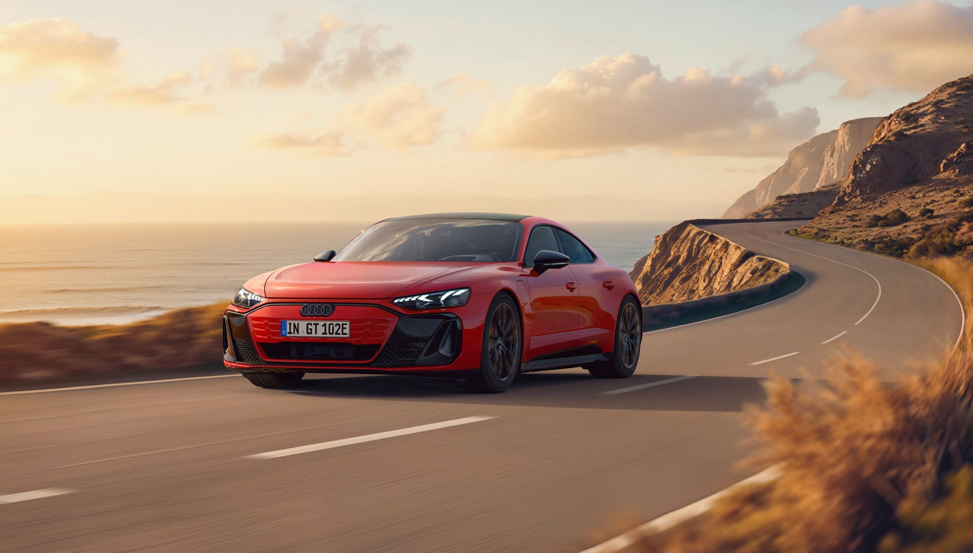 El Audi e tron GT completa su gama con un nuevo motor con el que bate su récord de autonomía