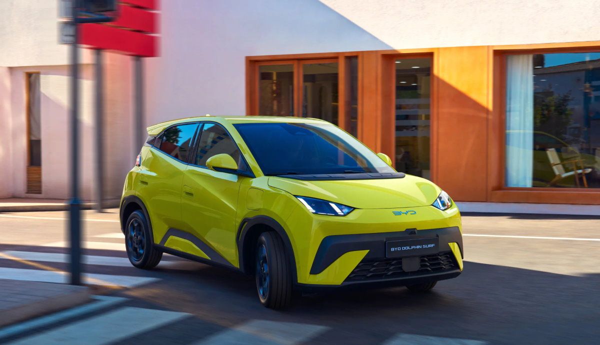 BYD Dolphin Surf: precio, datos y gama del nuevo coche chino eléctrico, rival del Renault 5