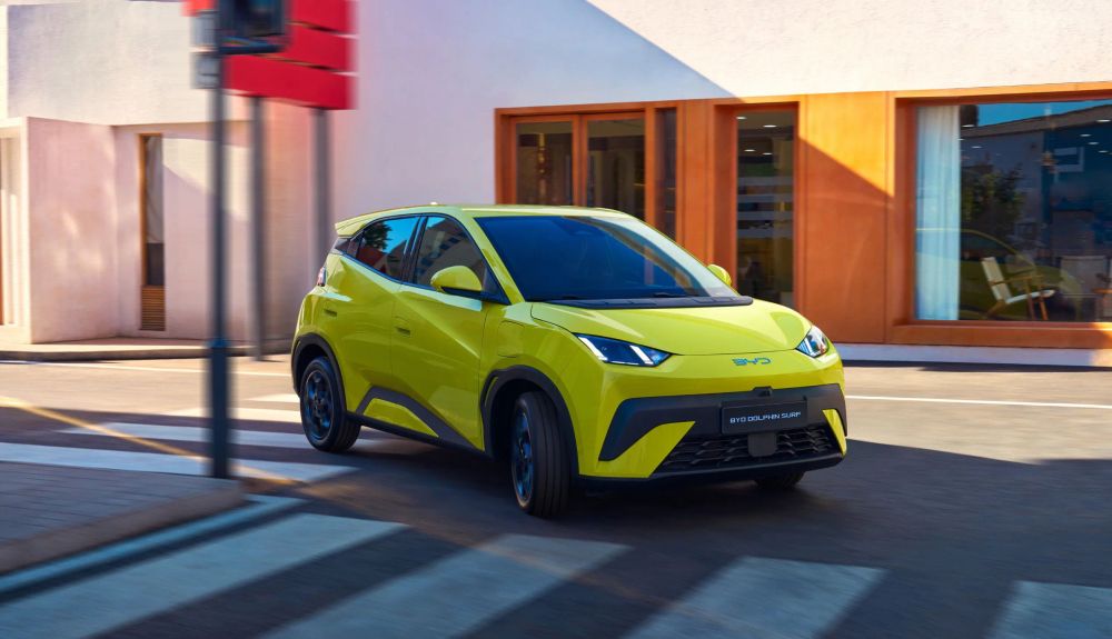 BYD Dolphin Surf