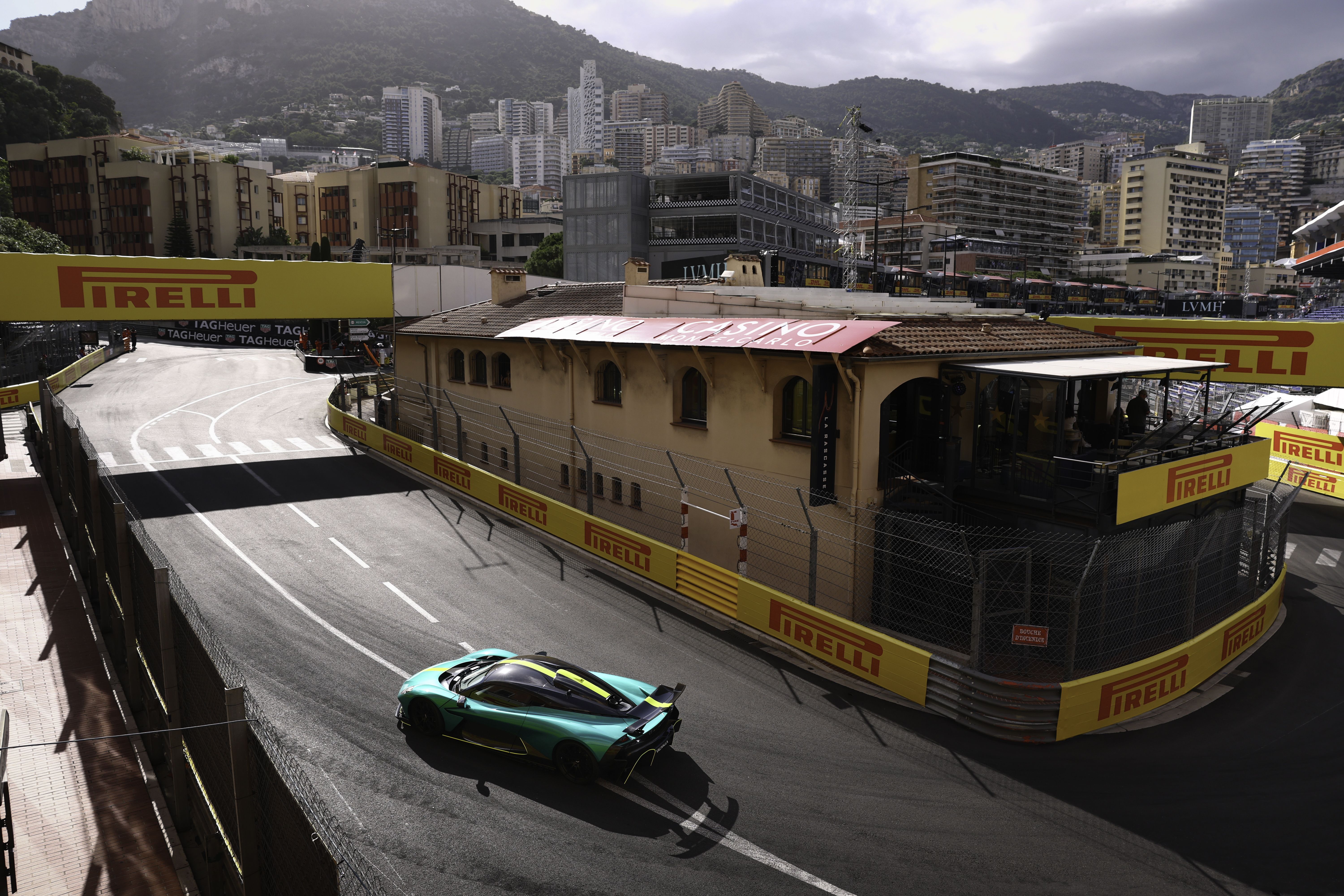 Aston Martin Valhalla en Mónaco