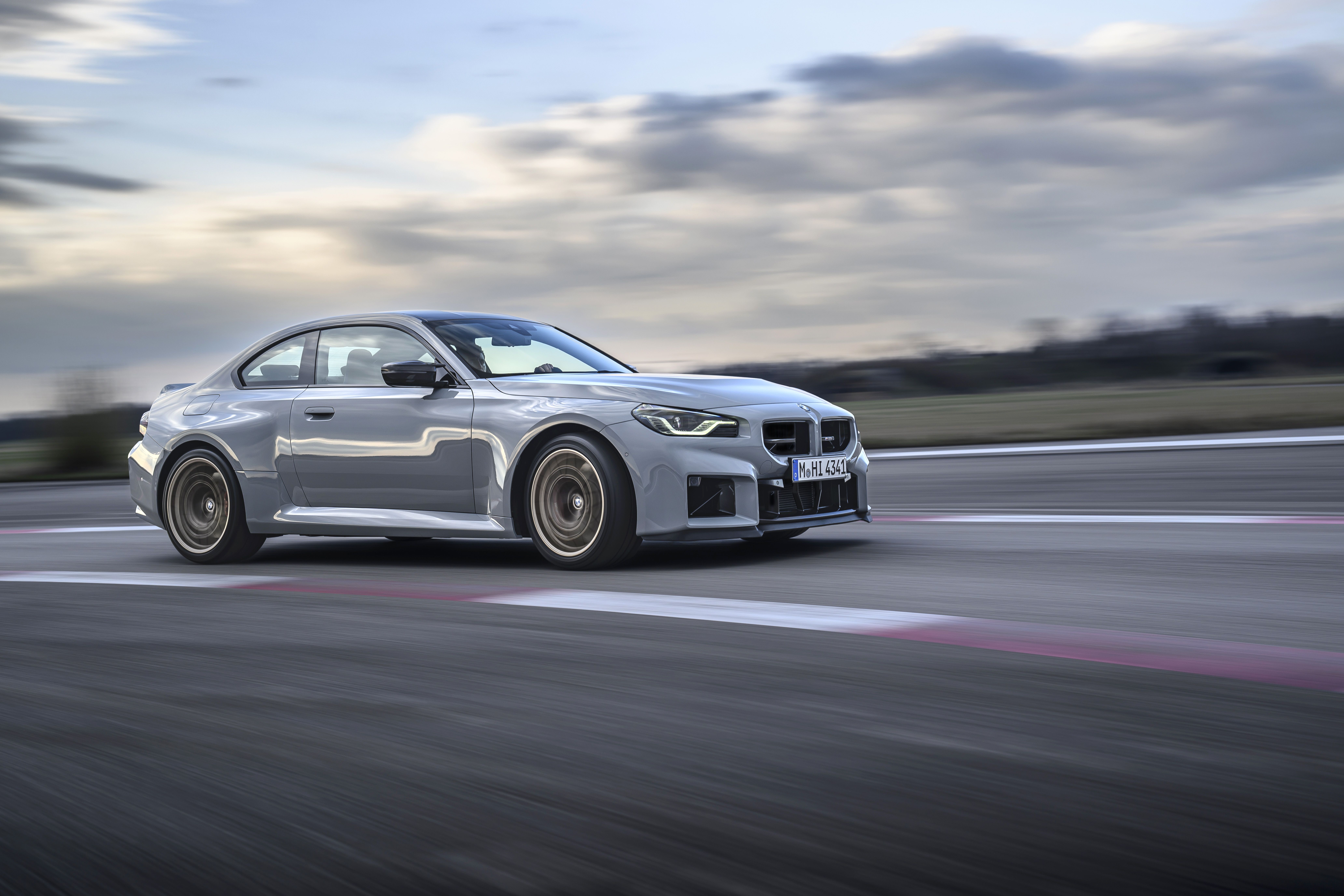 BMW M2 CS