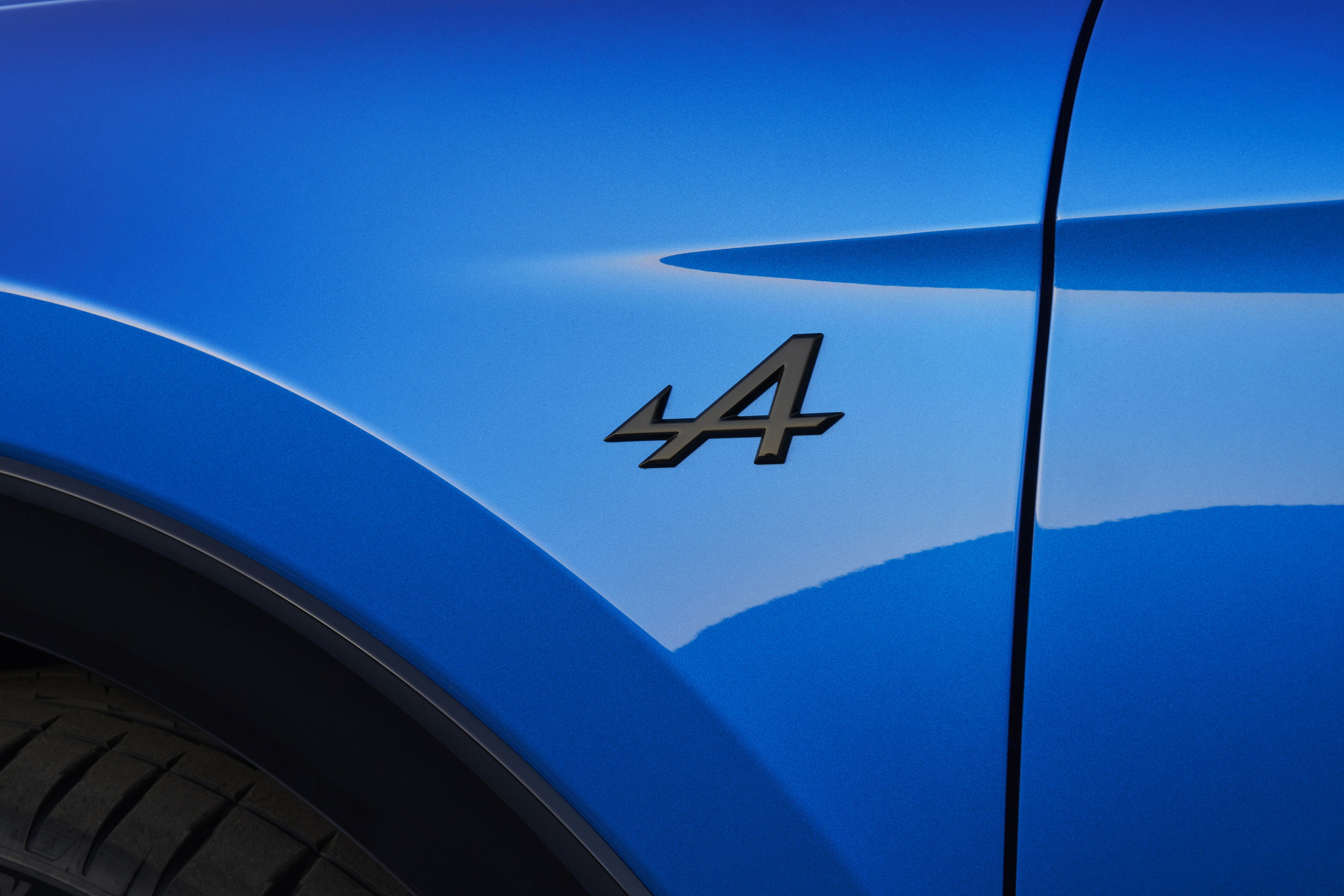 Alpine A390