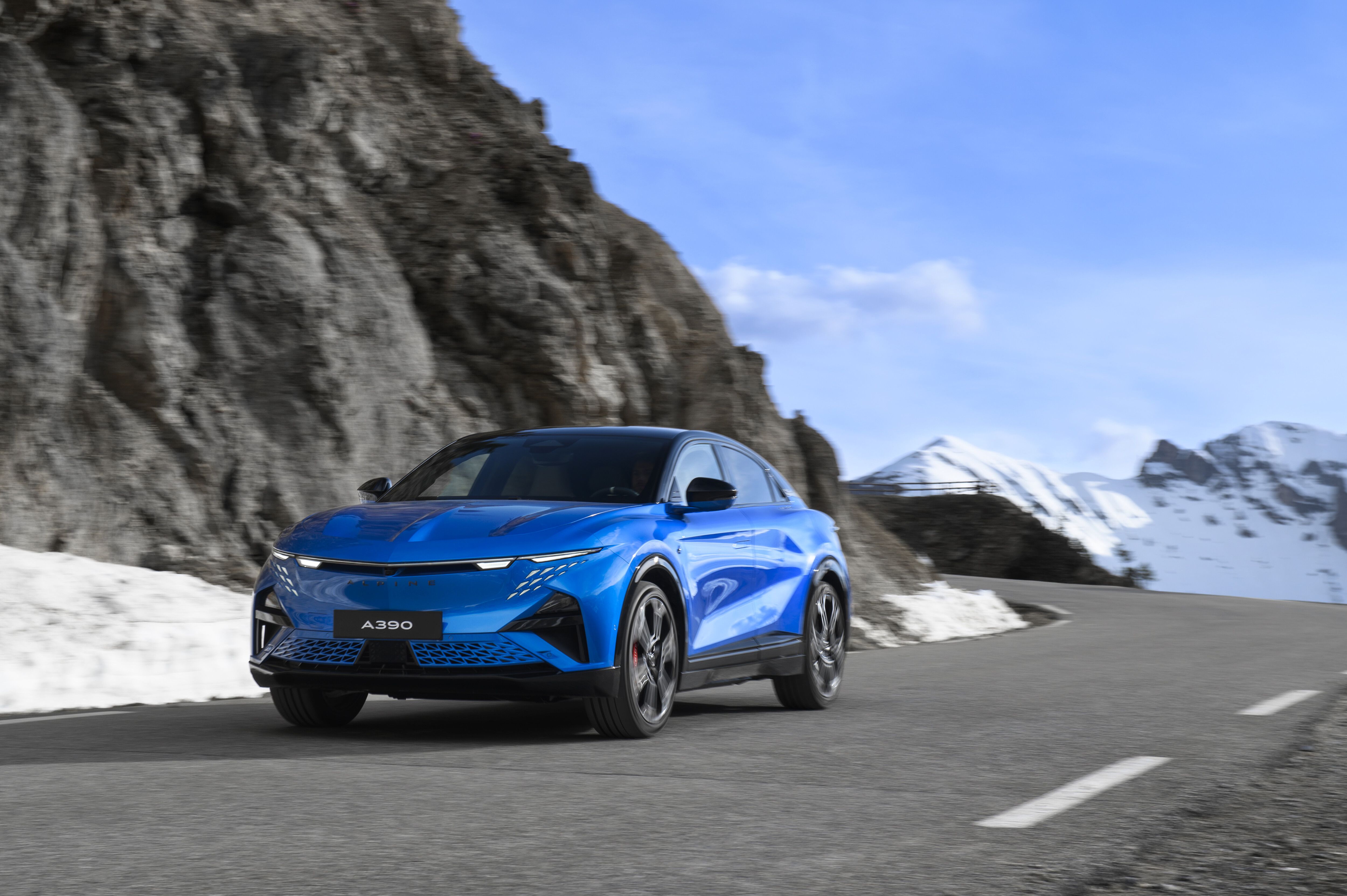 Alpine A390