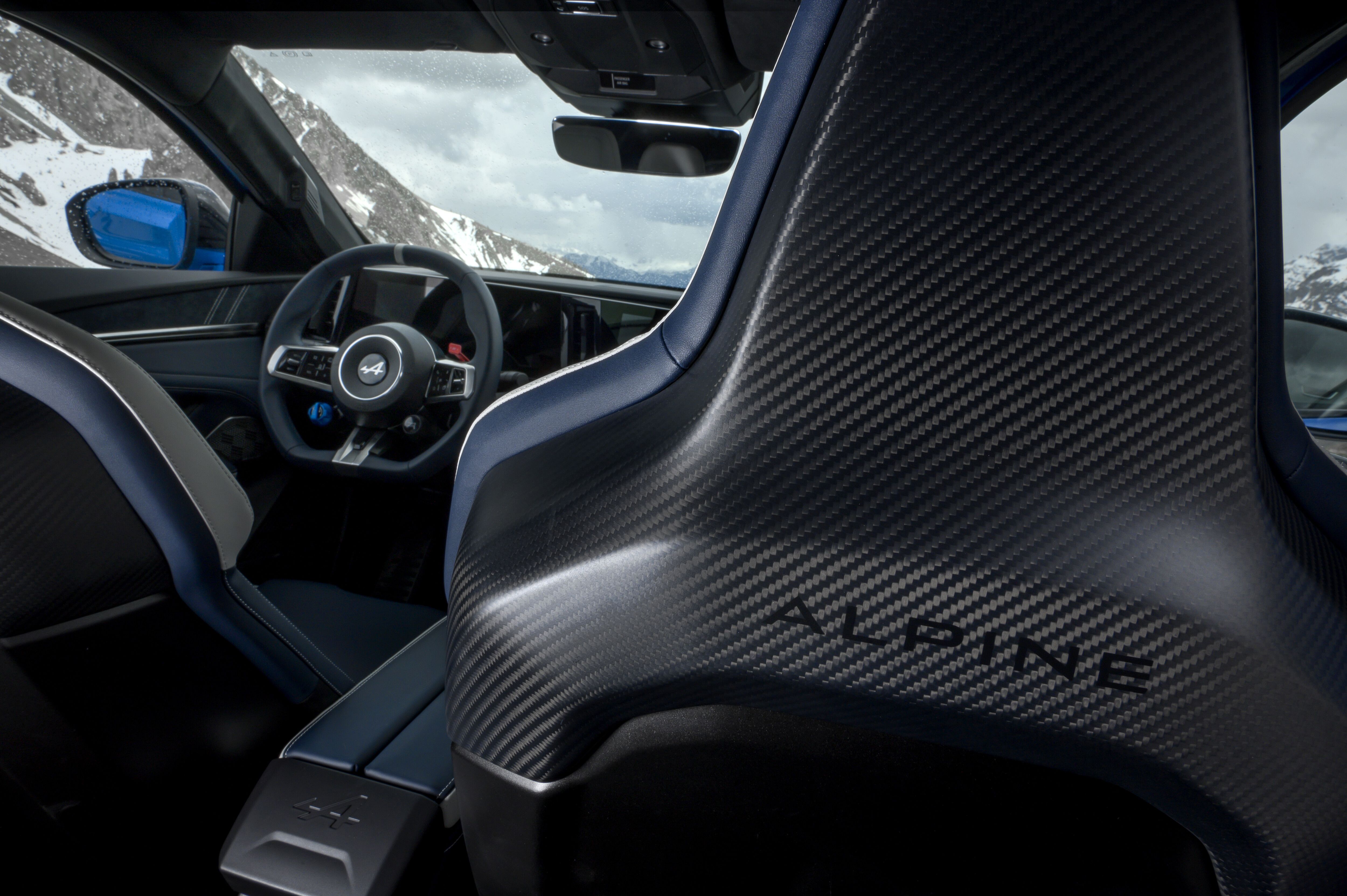 Alpine A390