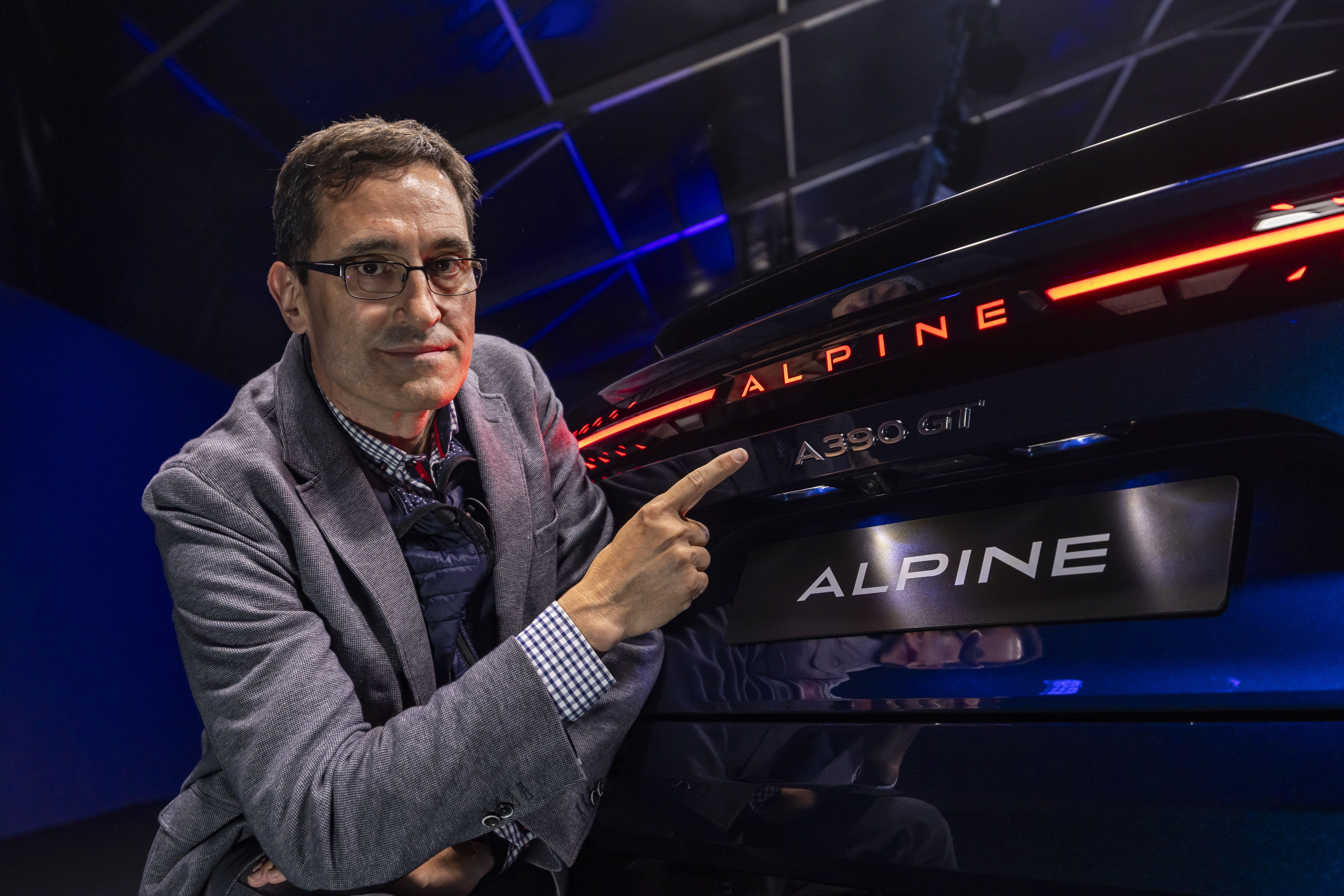 Alpine A390