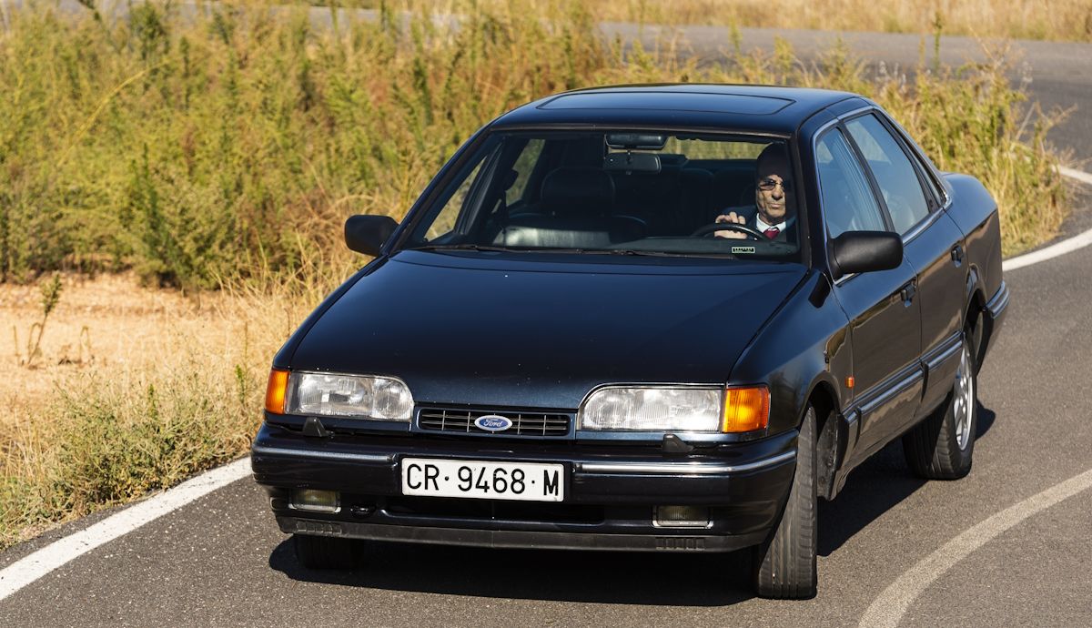 Ford Scorpio, una berlina de finales del siglo XX de grandes cualidades y un precio hoy bajo