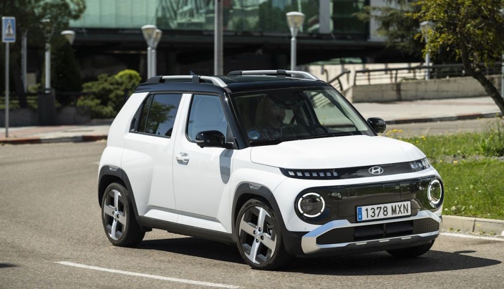Probamos el nuevo Hyundai Inster, un coche sorprendente y que marca una nueva especie en el mercado
