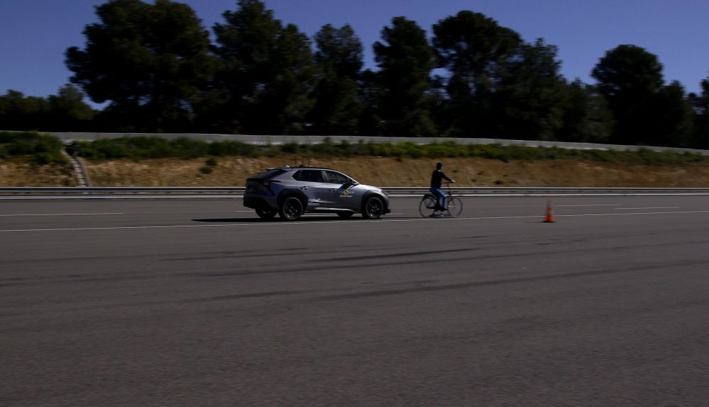 Toyota bZ4x en el test de sistemas de conducción autónoma de EuroNCAP Toyota bZ4x en el test de sistemas de conducción autónoma de EuroNCAP