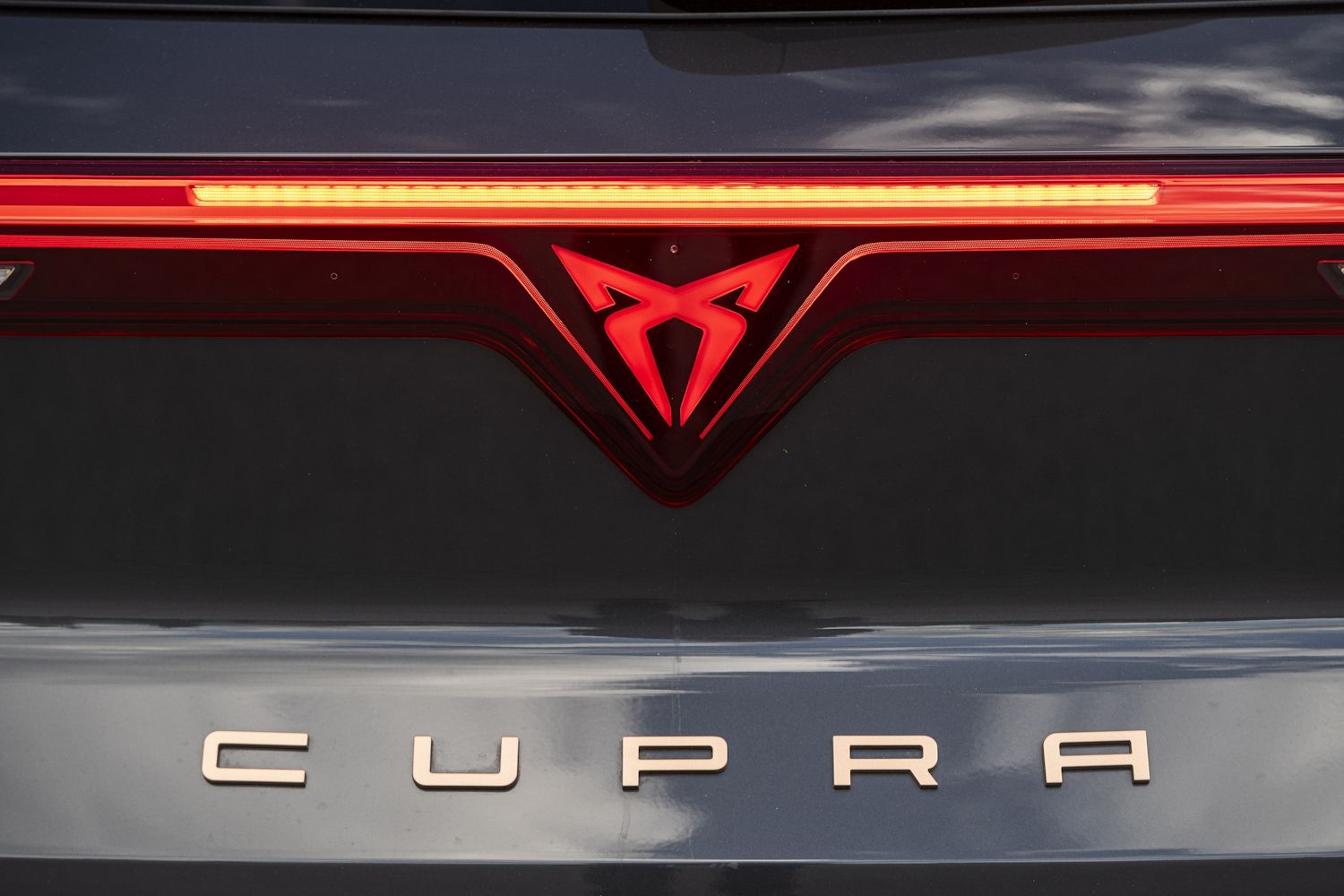 Cupra Terramar 1.5 eHybrid 204 CV PHEV