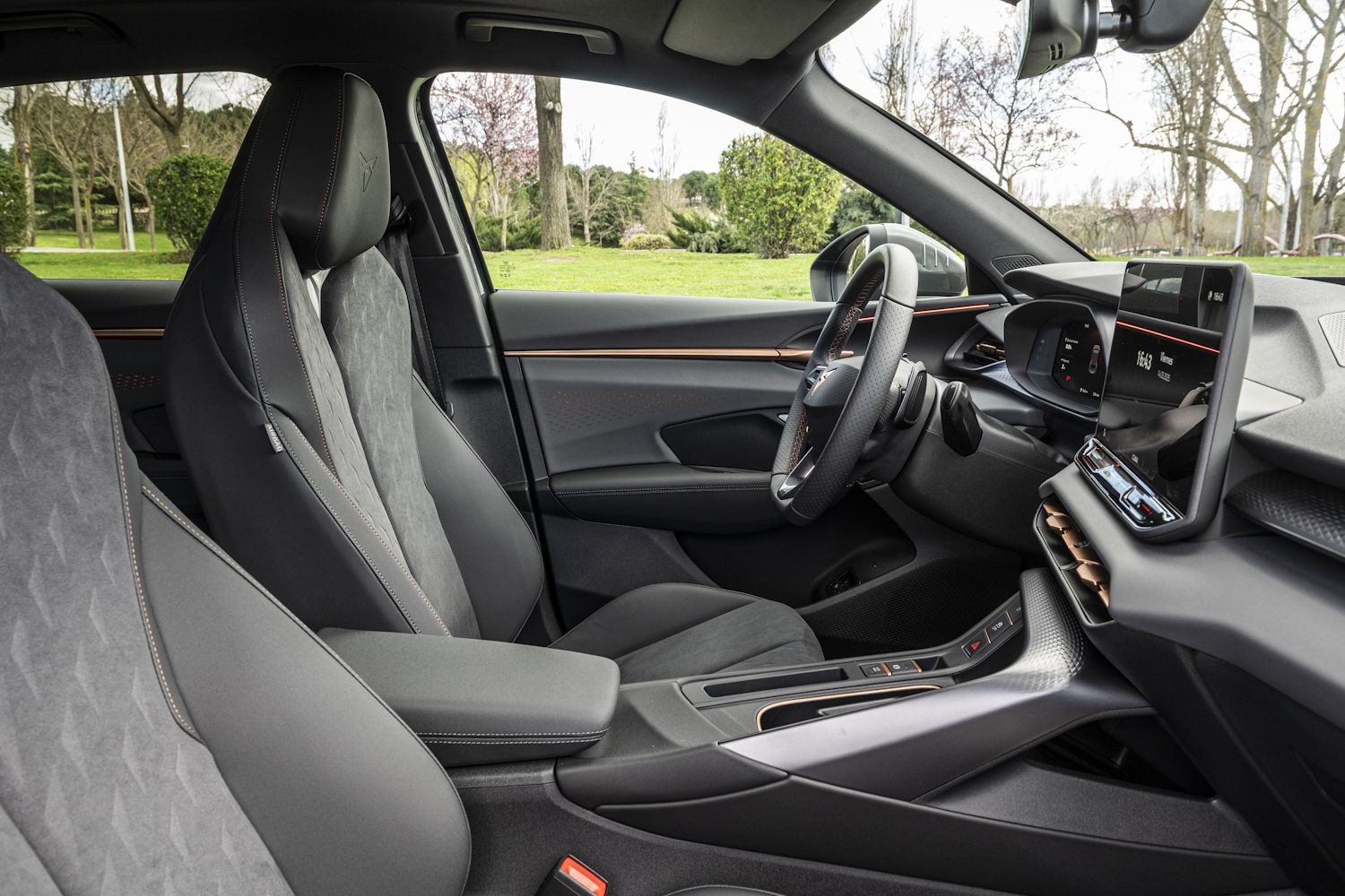 Cupra Terramar 1.5 eHybrid 204 CV PHEV